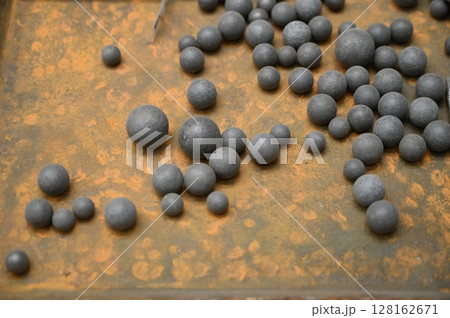 火縄銃の弾丸 128162671