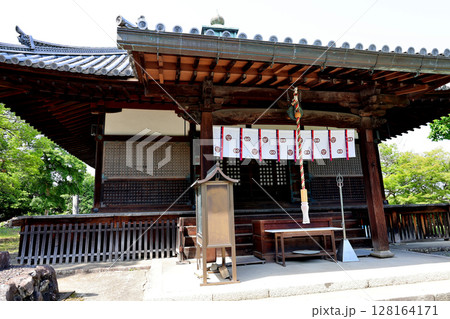 京都府長岡京市　乙訓寺　本殿 128164171