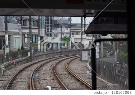 東急世田谷線の線路 東急世田谷線の線路 128165098