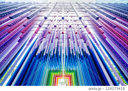 「東京都」ゲートウェイパークの風景・高輪ゲートウェイシティ 「東京都」ゲートウェイパークの風景・高輪ゲートウェイシティ 128173418