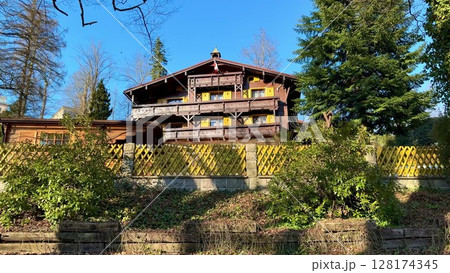 A Charming Country House Nestled in Nature, Surrounded by a Peaceful and Tranquil Setting 128174345