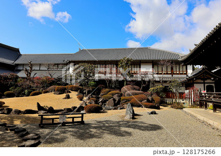 四天王寺　本坊庭園　極楽浄土の庭 128175266