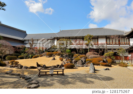 四天王寺　本坊庭園　極楽浄土の庭 128175267