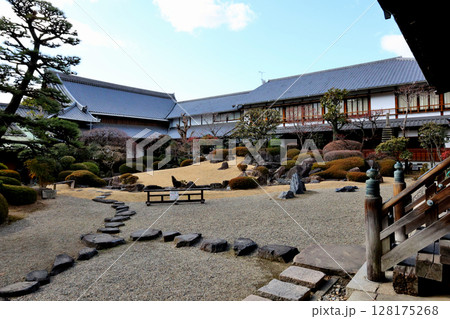 四天王寺　本坊庭園　極楽浄土の庭 128175268