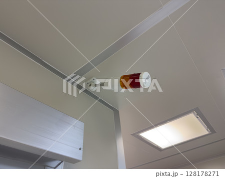 産業 工業 天井 128178271
