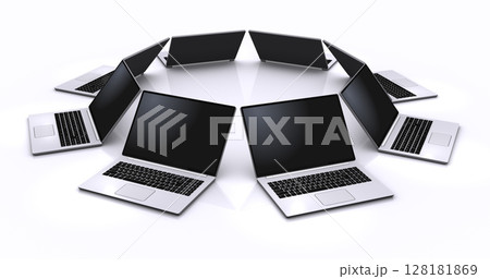円形に並んだノートパソコン、ビジネス会議のイメージ 128181869