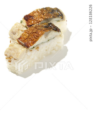 焼鯖のお寿司を白背景で撮影 128186226