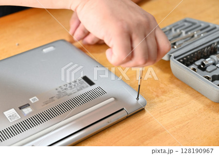 ノートパソコン修理　データ復旧　部品交換 128190967