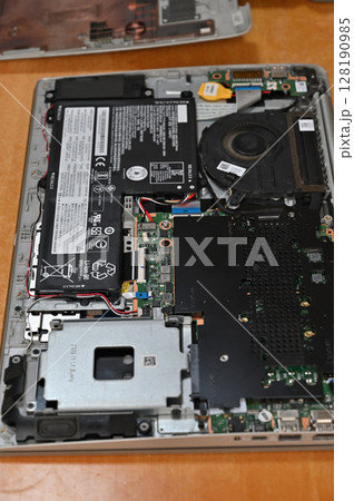 ノートパソコン修理 データ復旧 部品交換 ノートパソコン修理 データ復旧 部品交換 128190985