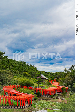 青森県 髙山稲荷神社の風景 青森県 髙山稲荷神社の風景 128193387