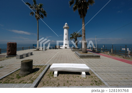 海辺の風景・知多半島野間灯台 海辺の風景・知多半島野間灯台 128193768