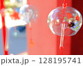 カラフルな風鈴 128195741