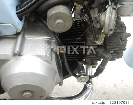 リトルカブのエンジン整備 128197052