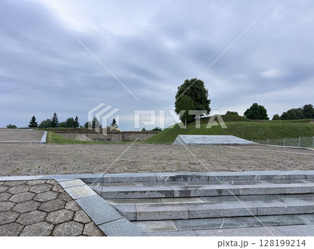 9 forth of Kaunas city monument jews, stairs, 2025 july 2 128199214