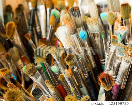 Closeup of painting brushes. Artist studio concept. Closeup of painting brushes. Artist studio concept. 128199720