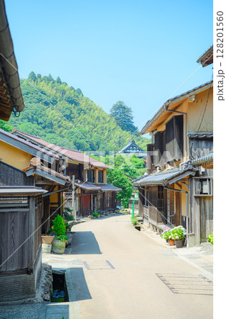 島根県　石見銀山の町並み 128201560