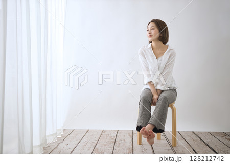 20代女性のビューティ 128212742