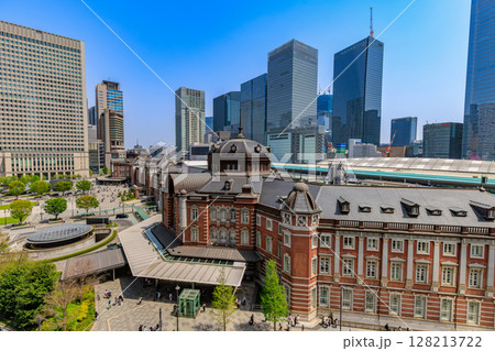東京 千代田区 丸の内 KITTE丸の内 KITTEガーデンから見た東京駅周辺 東京 千代田区 丸の内 KITTE丸の内 KITTEガーデンから見た東京駅周辺 128213722