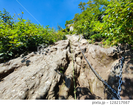 夏の妙高山登山(鎖場) 夏の妙高山登山(鎖場) 128217087