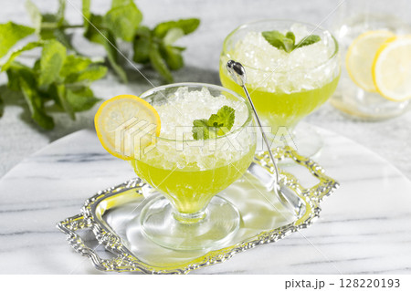 ミントゼリー 128220193