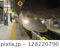 東京駅 E4系 Max 新幹線電車 上越新幹線 128220790