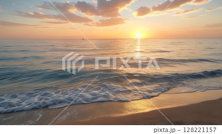 黄昏時の海 128221157