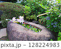 お寺を彩る花手水（夏） 128224983