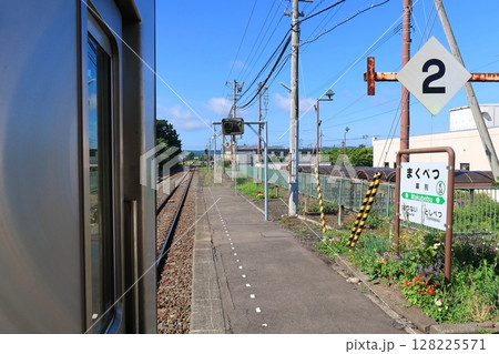 JR北海道、根室本線の帯広駅から池田駅までの普通列車風景(2023年夏) 128225571