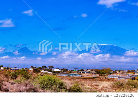 Mount Kilimanjaro Landscapes Highway Road Kimana Emali Oloitokitok Kenya Tanzania 128229126