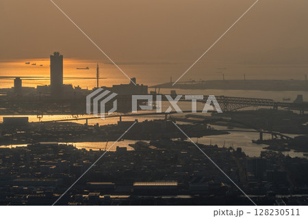 《大阪府》大阪都市風景・都心の夕景 128230511