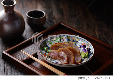 伝統の味 奈良漬けと高級桐箱の和風ギフトセット 128232494