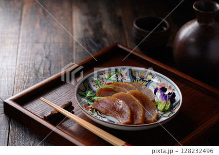 伝統の味 奈良漬けと高級桐箱の和風ギフトセット 伝統の味 奈良漬けと高級桐箱の和風ギフトセット 128232496