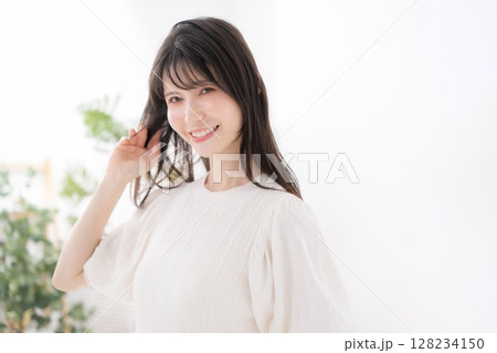 女性　ヘアケア	 128234150