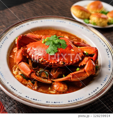 Singaporean Chilli Crab with Fried Buns 128239914
