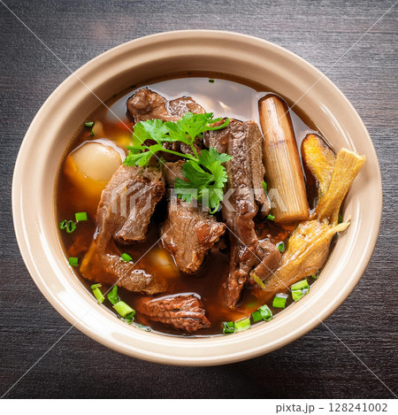 Hearty Chinese Pork Rib Soup Delight 128241002