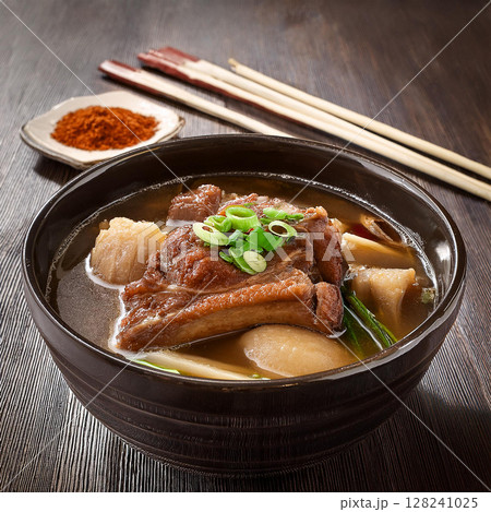 Hearty Chinese Pork Rib Soup Delight 128241025