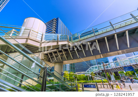 日本の横浜都市景観 新高島駅前のビル群などを望む=7月9日 日本の横浜都市景観 新高島駅前のビル群などを望む=7月9日 128241957