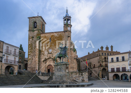 Historic Pizarro Equestrian Statue at Trujillo Square, Spain. Historic Pizarro Equestrian Statue at Trujillo Square, Spain. 128244588