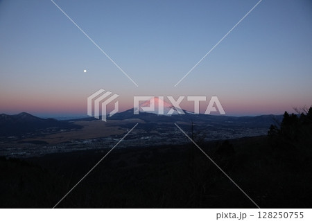 富士山 128250755
