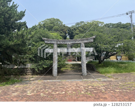 福岡市東区「名島神社」鳥居 福岡市東区「名島神社」鳥居 128253157