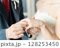結婚式 指輪2 128253450