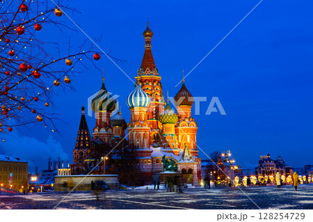 Night view of Saint Basils Cathedral on Red Square in Moscow Night view of Saint Basils Cathedral on Red Square in Moscow 128254729