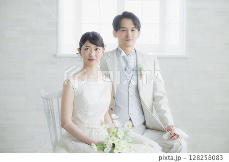 ウェディング 新郎新婦 ウェディング 新郎新婦 128258083