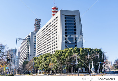 東京都千代田区霞ヶ関　警視庁本部庁舎 128258204