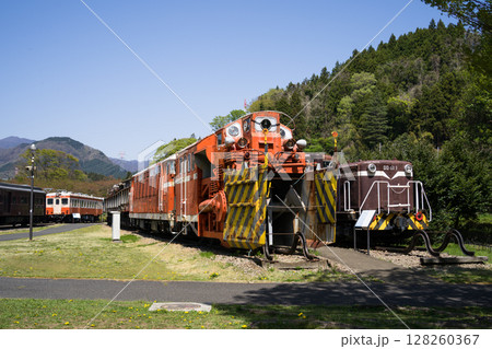 「碓氷峠鉄道文化むら」の展示車両 群馬県安中市松井田町横川の鉄道博物館 「碓氷峠鉄道文化むら」の展示車両 群馬県安中市松井田町横川の鉄道博物館 128260367