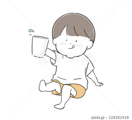 コップで水分をとる男の子 128261419