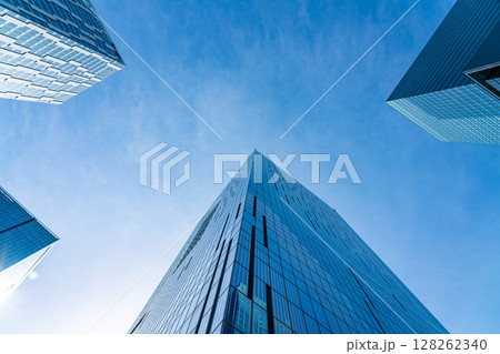 【東京都】たくさんのビルに囲まれた渋谷の空 【東京都】たくさんのビルに囲まれた渋谷の空 128262340