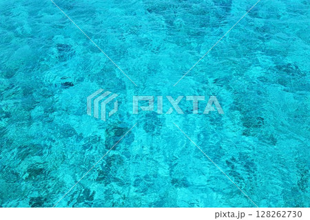 沖縄 宮古島 夏の青い海 沖縄 宮古島 夏の青い海 128262730