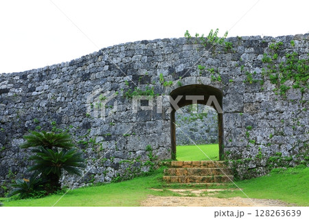 世界遺産「座喜味城跡」  世界遺産「座喜味城跡」  128263639