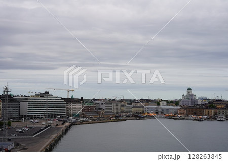 ヘルシンキの港 128263845